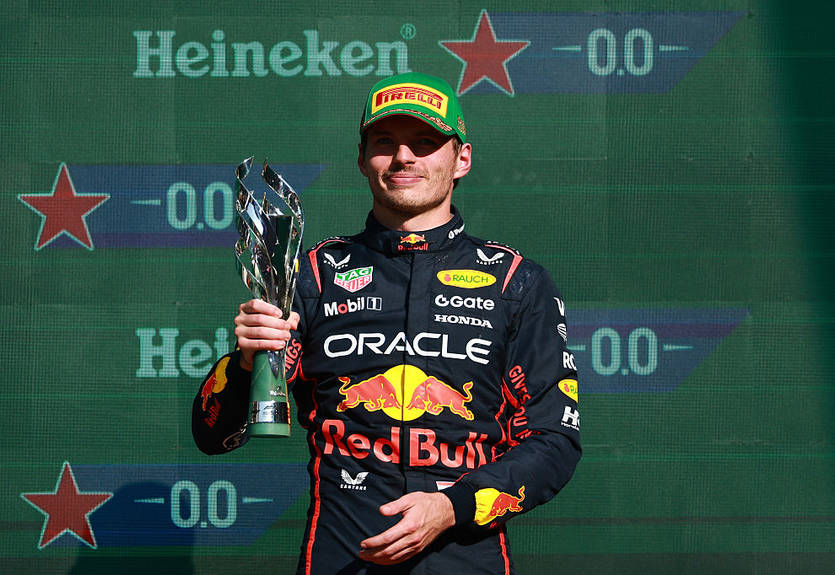 Ферстаппен оцінив шанси на своє чемпіонство в сезоні F1 Ферстаппен оцінив шанси на своє чемпіонство в сезоні F1