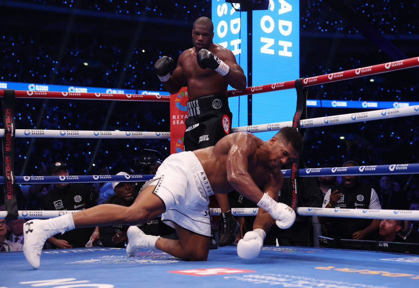 "Открыты к переговорам": Менеджер Дюбуа заявил о готовности устроить реванш с Джошуа