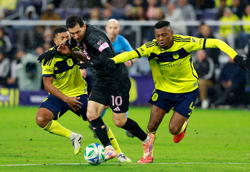 Месси забил, но Интер Майами уступил Нэшвиллу во втором матче серии