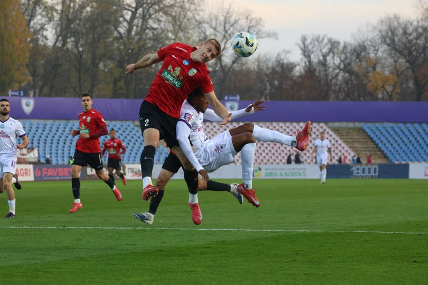 ЛНЗ – Карпаты / УПЛ