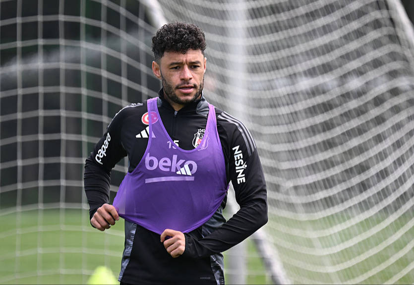 Экс-игрок Арсенала снова тренируется с клубом