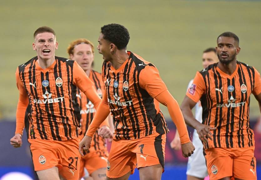 Шахтер получил оба приза тура УПЛ