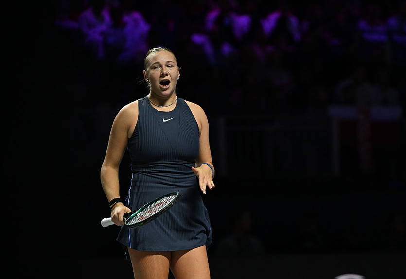 Анісімова переграла Швьонтек на шляху в півфінал WTA Finals