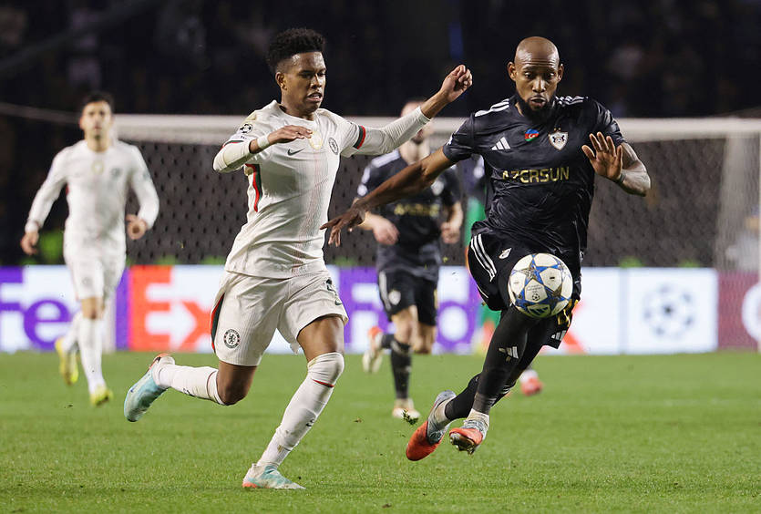 Карабах и Челси сыграли вничью / Getty Images