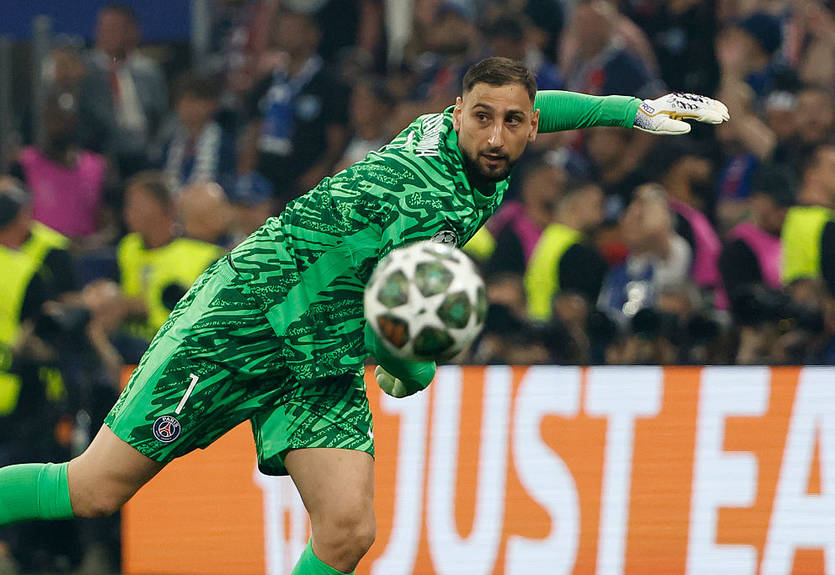 Доннарумма, Алиссон, Нойер и другие поборются за приз The Best-2025 лучшему голкиперу