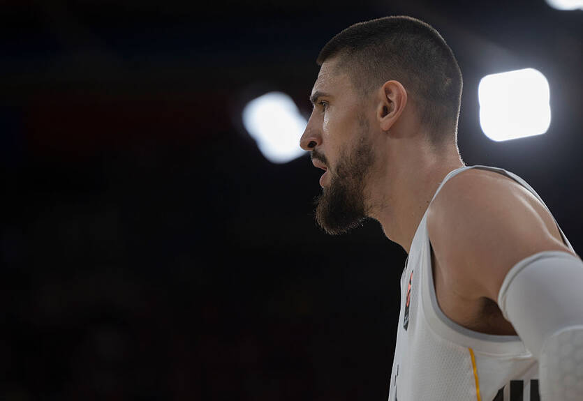 Лень став найрезультативнішим гравцем Реала в матчі з Ховентудом