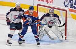 НХЛ: Флорида переграла Вегас, Едмонтон дотиснув Коламбус