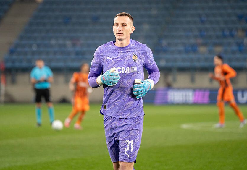 Вратарь сборной Украины поделился ожиданиями перед играми с Францией и Исландией