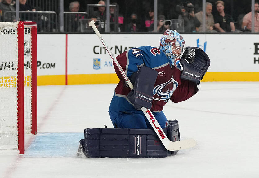 Колорадо продовжив контракт ветерана