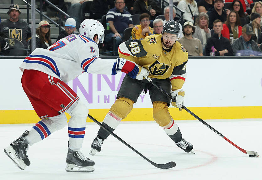 НХЛ: Вегас одолел Рейнджерс, Тампа обыграла Нью-Джерси, победы Торонто и Виннипега