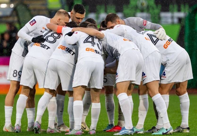 Полісся здолало Зорю вдома