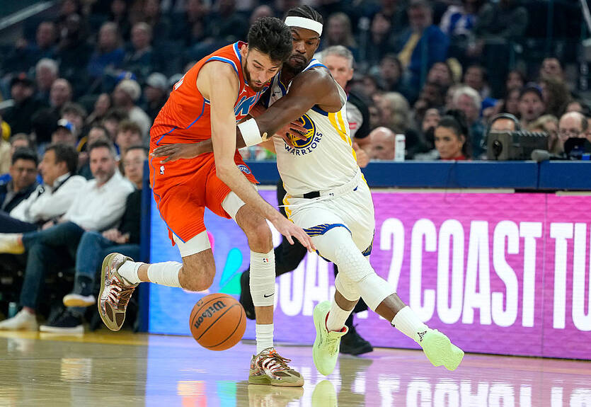 Тревога в Голден Стэйт. Джимми Батлер вновь получил травму