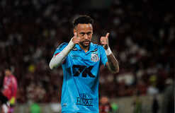 Неймар оформил первый хет-трик за три с половиной года