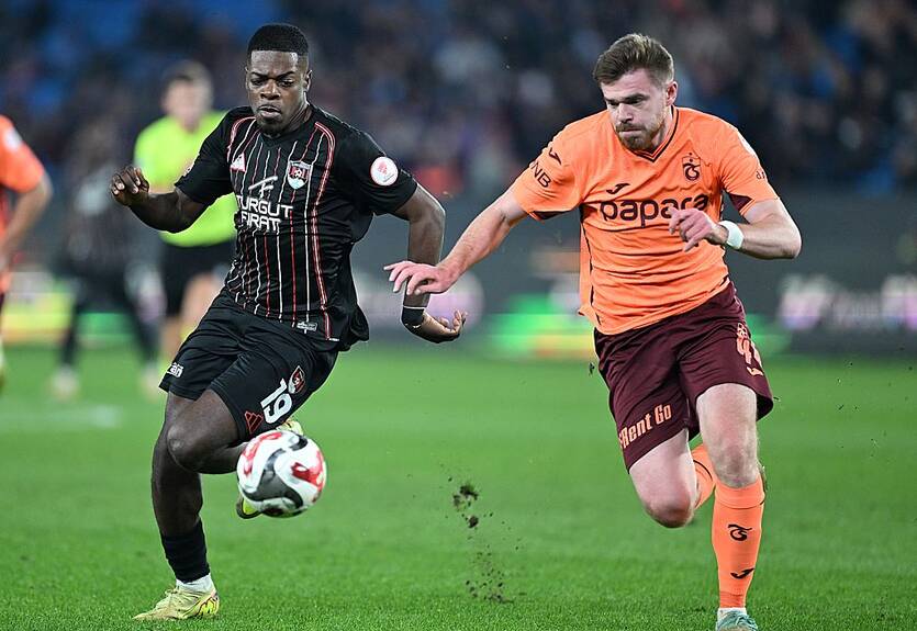 Українця визнано найкращим захисником чемпіонату Туреччини в листопаді