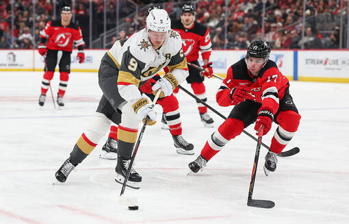 НХЛ: Анахайм дожал Вашингтон, Вегас обыграл Нью-Джерси