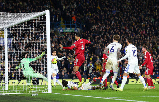 Ливерпуль на последних минутах упустил победу над Лидсом