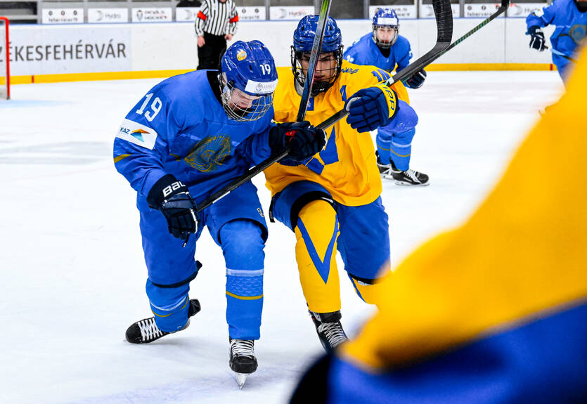 Украина U-20 в тройке лидеров на старте ЧМ в дивизионе 1A