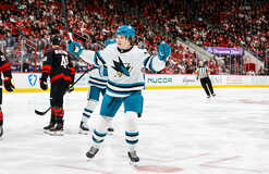 НХЛ: Колорадо Эвеланш победил Филадельфию, Даллас обыграл Питтсбург Пингвинз