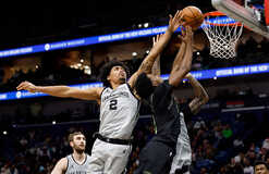 НБА: Сан-Антонио обыграл Новый Орлеан, Финикс справился с Миннесотой НБА: Сан-Антонио обыграл Новый Орлеан, Финикс справился с Миннесотой