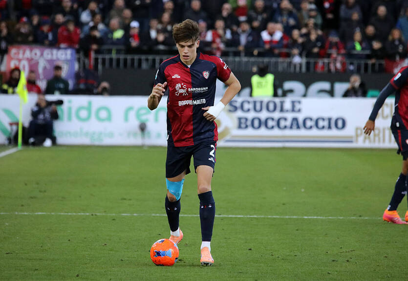 Ювентус нацелился сразу на двух футболистов Кальяри