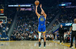 Стефен Карри установил новый рекорд НБА Стефен Карри установил новый рекорд НБА