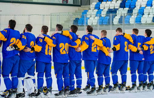 Сборная Украины трижды обыграла Румынию в Европейском кубке наций Сборная Украины трижды обыграла Румынию в Европейском кубке наций