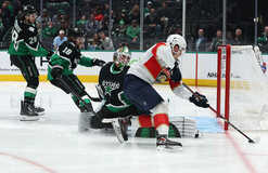 НХЛ: Флорида одолела Даллас, Каролина обыграла Филадельфию, победы Виннипега, Эдмонтона и Колорадо НХЛ: Флорида одолела Даллас, Каролина обыграла Филадельфию, победы Виннипега, Эдмонтона и Колорадо