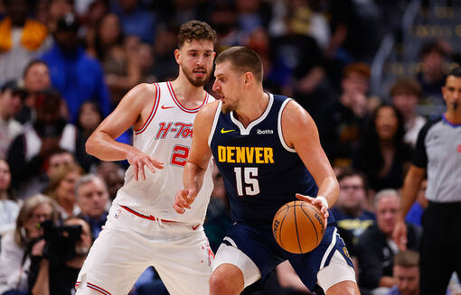 Звезда Денвера оформил 12-й трипл-дабл за сезон