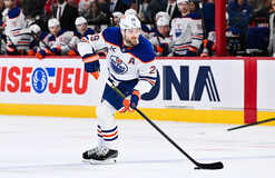 Форвард Эдмонтон Ойлерз стал первым немцем с 1000 очков в НХЛ