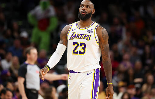 Леброн рассказал, как остаётся конкурентоспособным в 40 лет Леброн рассказал, как остаётся конкурентоспособным в 40 лет