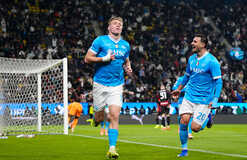 Наполи вышел в финал Суперкубка Италии, одолев Милан