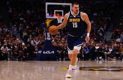 Лидер Денвера превзошел Абдул-Джаббара по результативным передачам