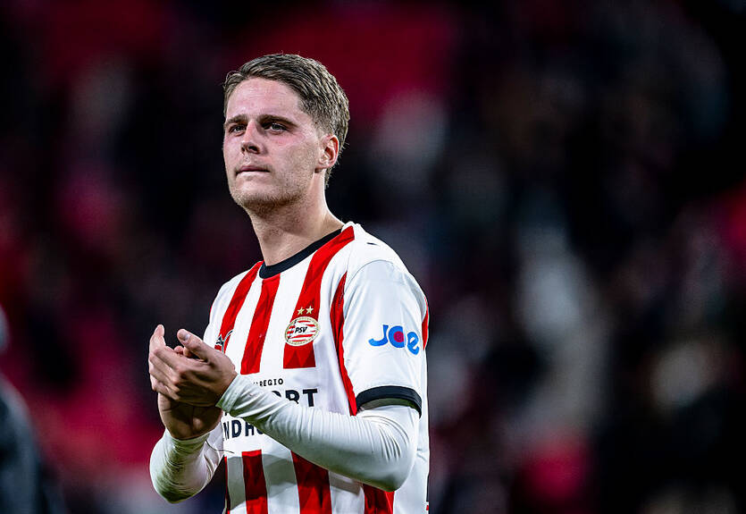 Фенербахче узгодив контракт із хавбеком збірної Нідерландів