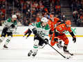 НХЛ: Даллас разгромил Анахайм, Флорида вырвала победу у Каролины