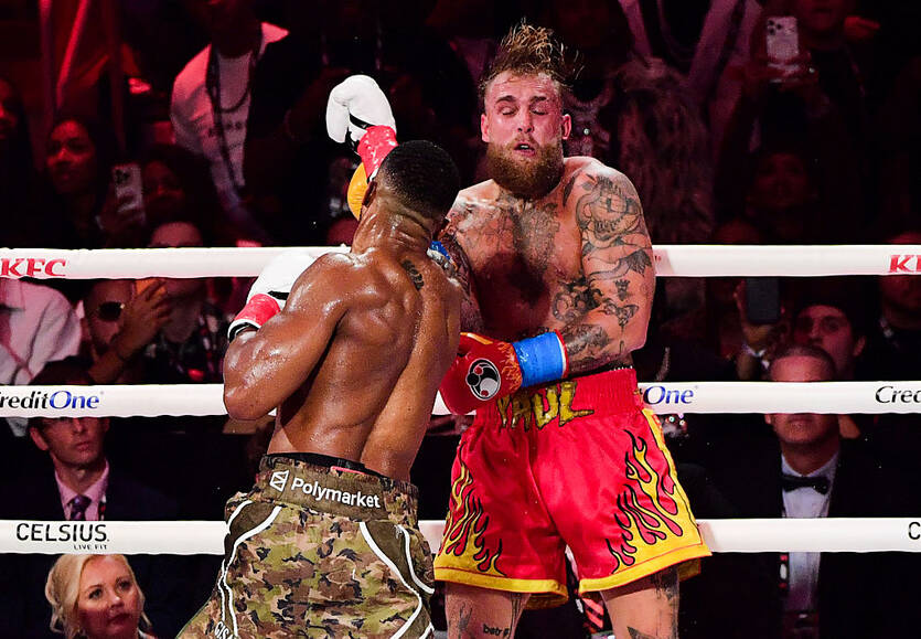 Джошуа нокаутировал Пола / Getty Images