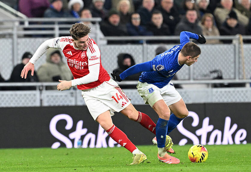 Эвертон с Миколенко уступил на своем поле Арсеналу