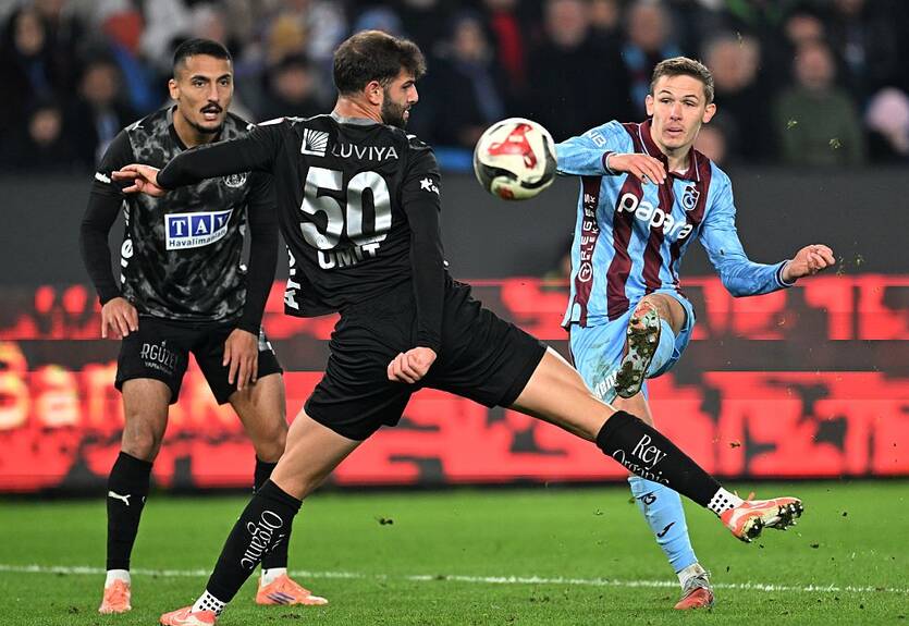 Украинский форвард может сменить Трабзонспор на европейский клуб