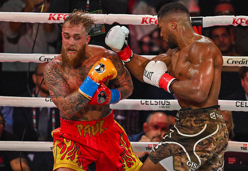 "Выдержал больше, чем я ожидал": Промоутер Джошуа оценил выступление Пола "Выдержал больше, чем я ожидал": Промоутер Джошуа оценил выступление Пола