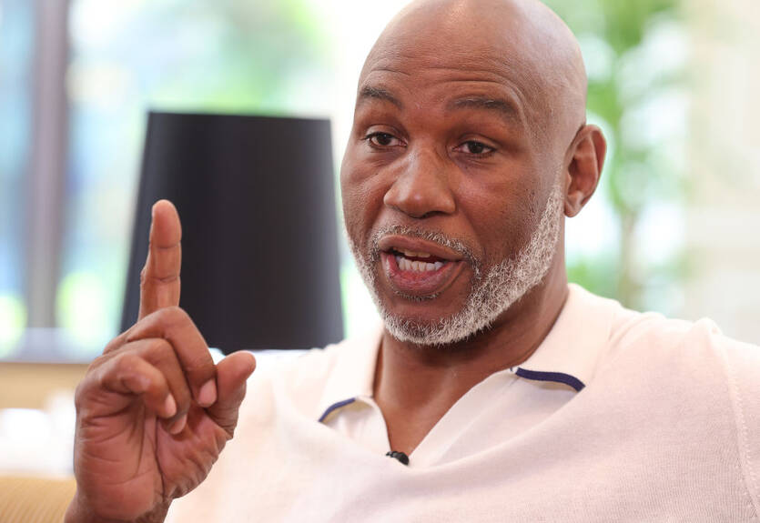 Легендарный британец прокомментировал бой Джошуа и Пола