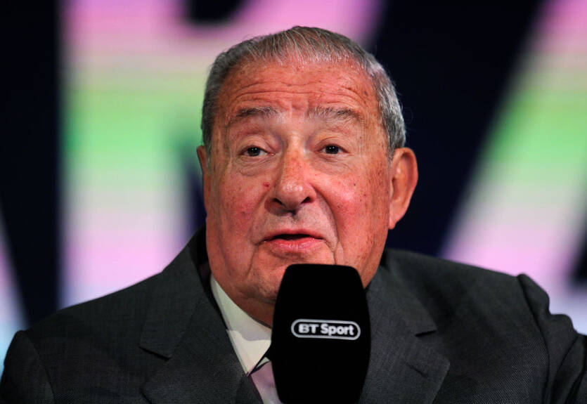 Арум рассказал, когда может состояться бой Кроуфорд - Спенс