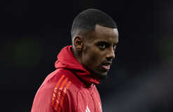 Слот раскрыл сроки восстановления Исака