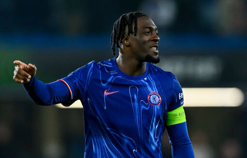 Рома поборется с Миланом за защитника Челси