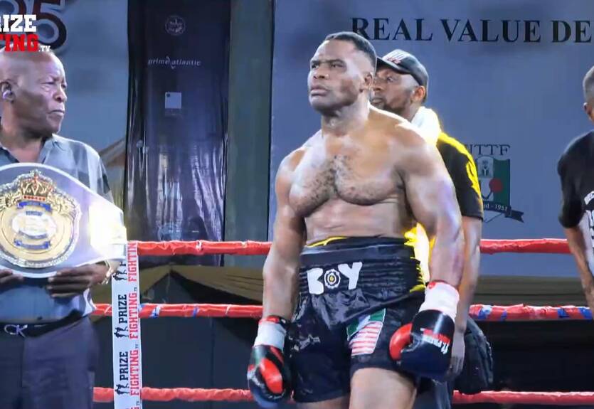 Нігерійський боксер, який кидав виклик Усику, вперше у кар'єрі програв