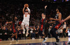 НБА: Нью-Йорк обыграл Кливленд, Сан-Антонио победил Оклахому