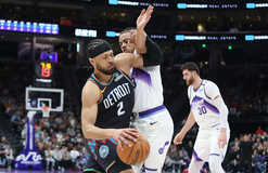 НБА: Юта с Михайлюком победила Сан-Антонио, а Милуоки обыграл Чикаго