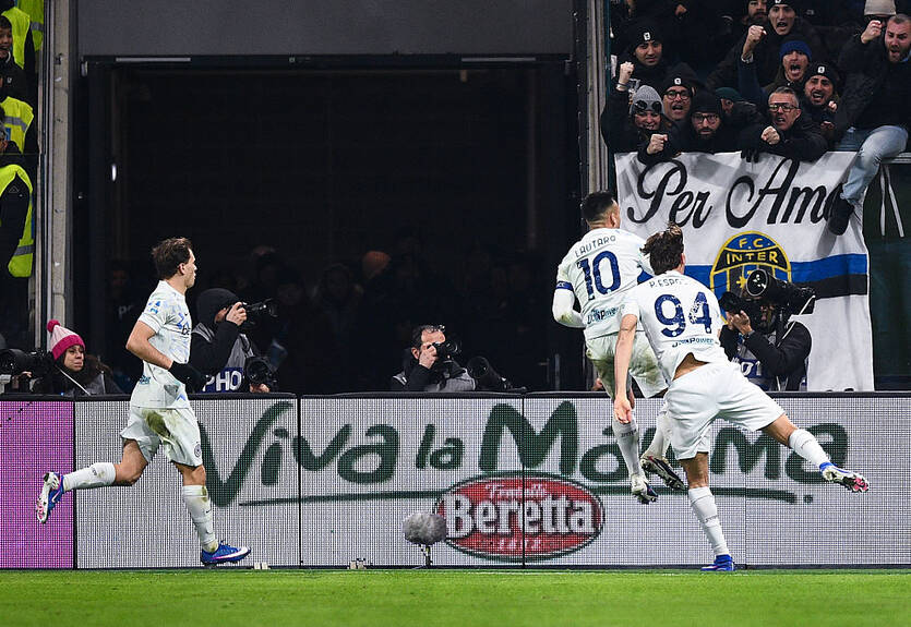 Интер оформил непростую победу над Аталантой