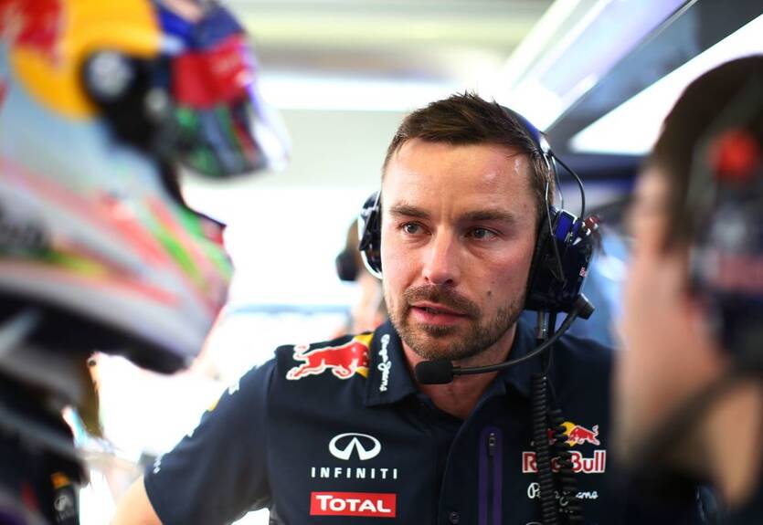 Ферстаппен подстраховался на случай потери гоночного инженера