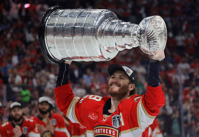 Лидер Флориды вернулся к тренировкам