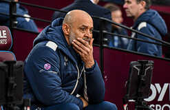 Аутсайдер АПЛ близок ко второй отставке тренера