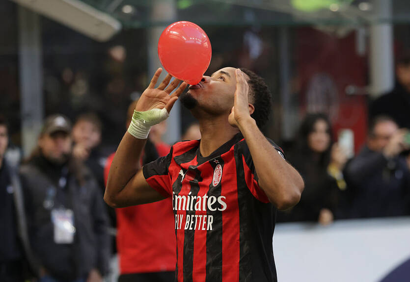 Фенербахче подготовил кругленькую сумму на форварда Милана